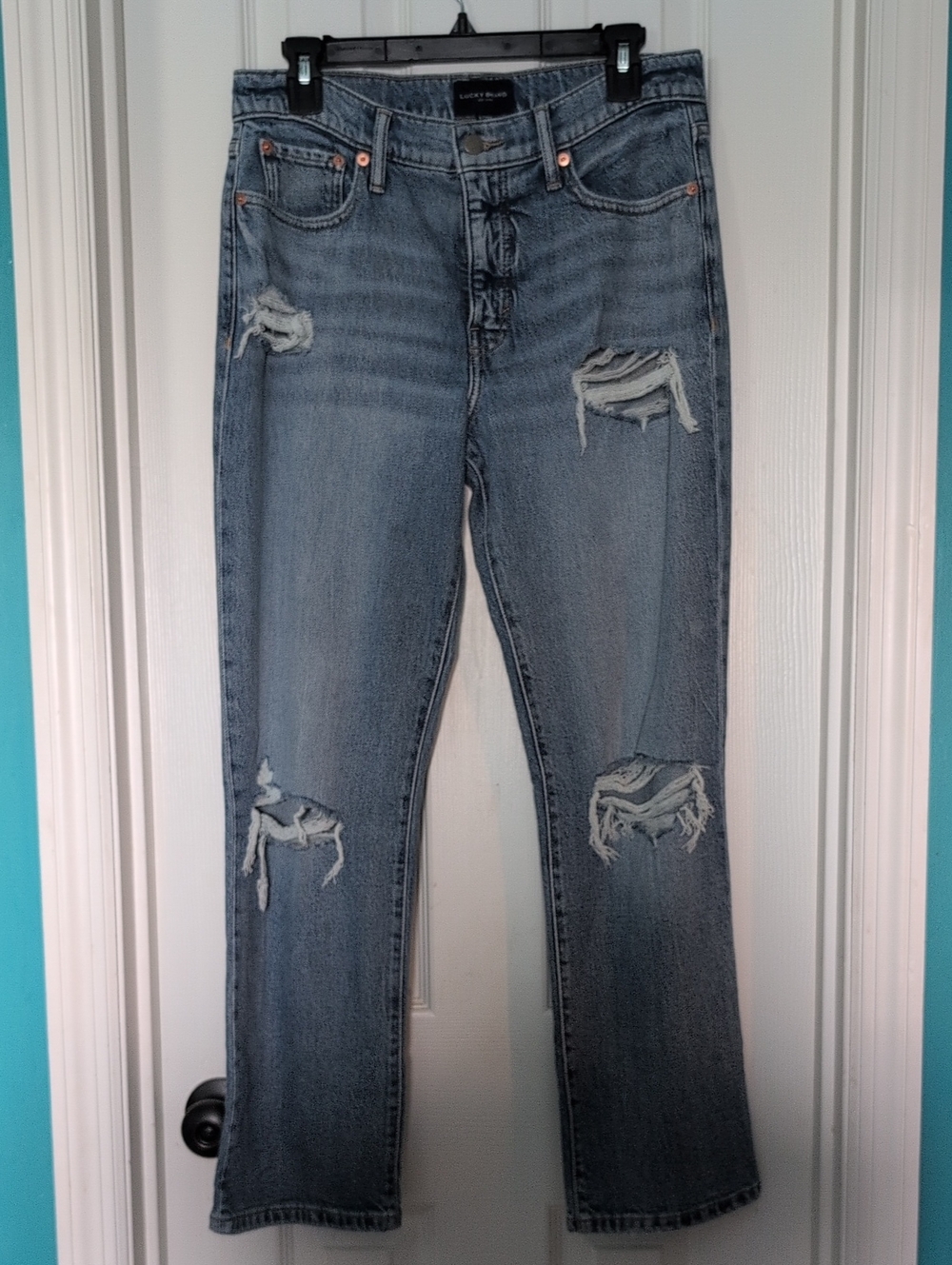 Lucky Brand Women's Light Wash Distressed Straight Jeans